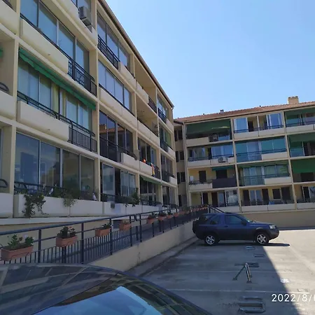 Climatise Avec 1 A Deux Pas De La Des Sablettes